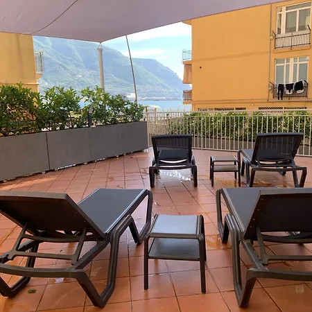 Semesterbostad Le Perle Castellammare di Stabia